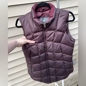 Eddie Bauer Vest in purple. Medium